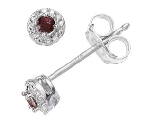 1/10 ct T.W. Dainty Diamond Stud Earrings